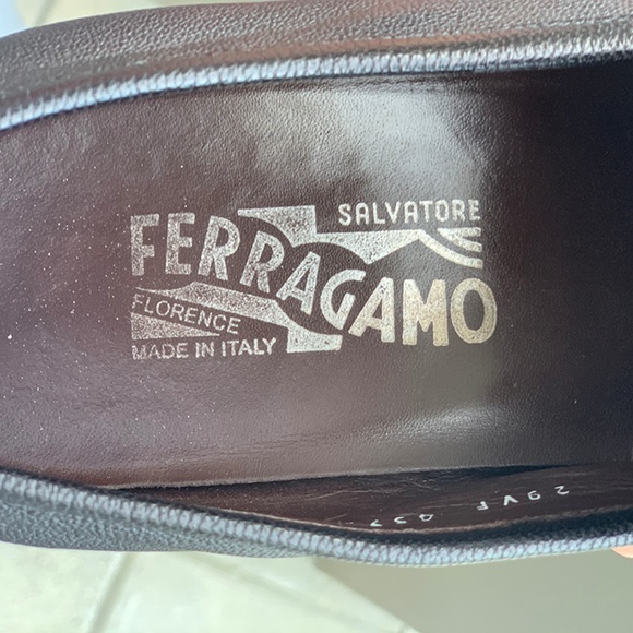 Salvatore Ferragamo Men Size 10 US D Loafer